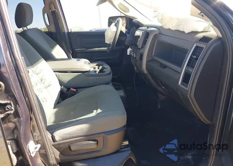 2019 Ram 1500 Classic Tradesman 4X4 5'7 Box z USA, uszkodzony, nr VIN 1C6RR7KT9KS532150